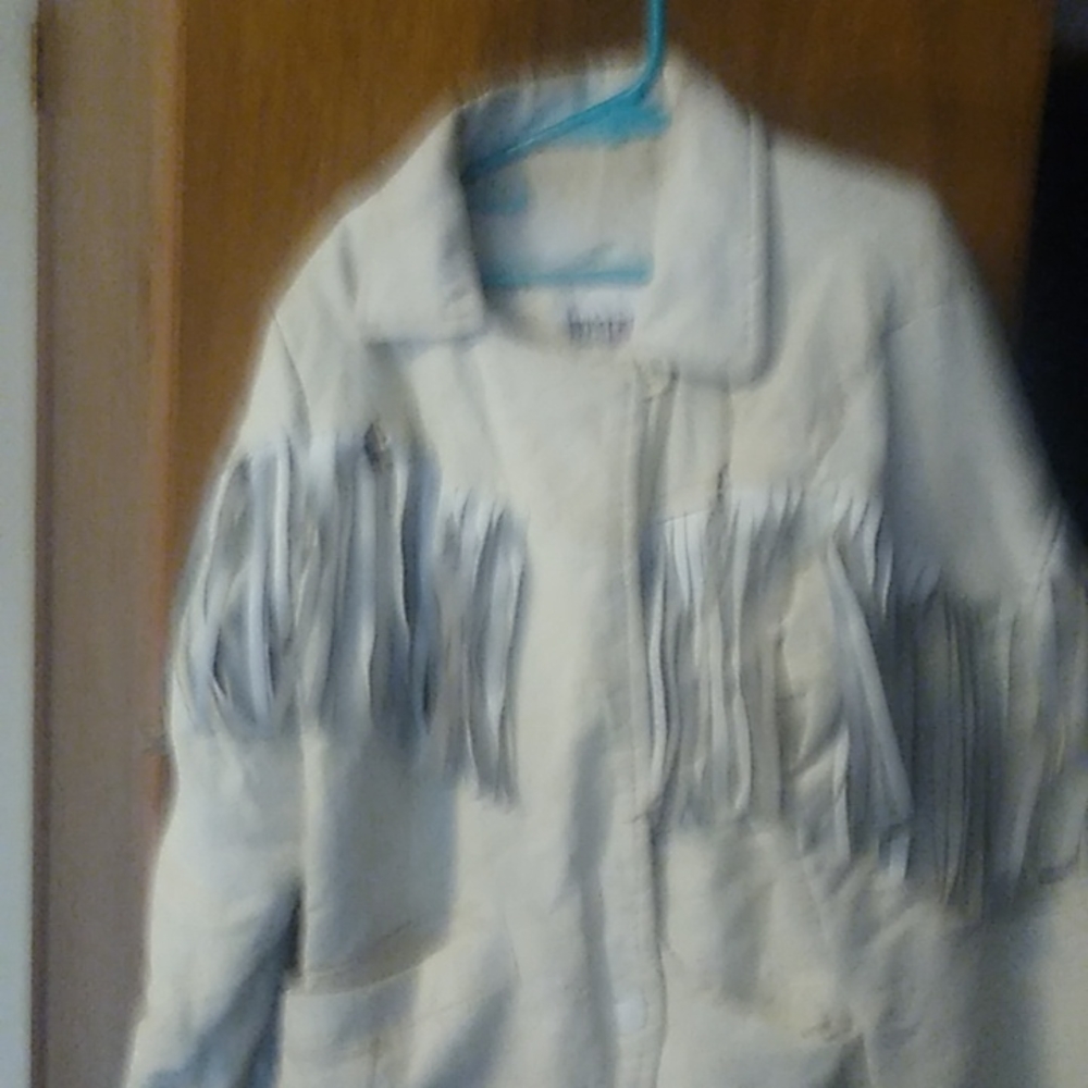 Hey girls medium size polyurethane Fringe white jacket